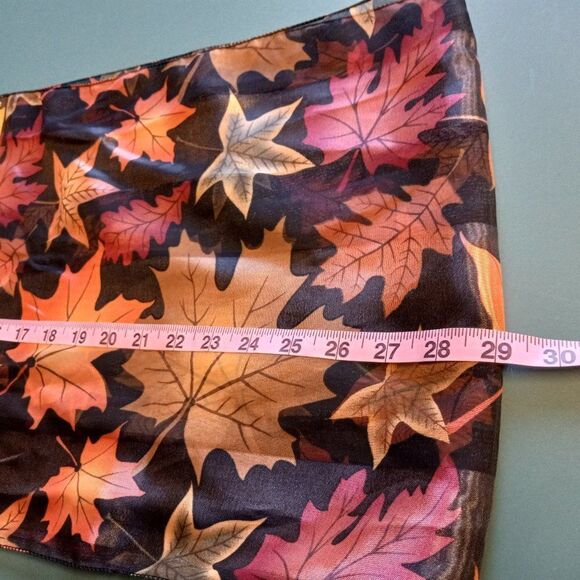 Maple Leaf Dark and Light Striped Fall colors Silk Feel Scarf Countrycore - Picture 2 of 5